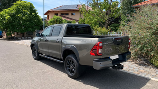 Toyota Hilux 2023 2.8 D-4D 4X4 INVINCIBLE