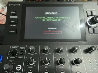 Denon DJ SC LIVE 4 Controlador DJ