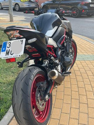 Kawasaki Z900 Full
