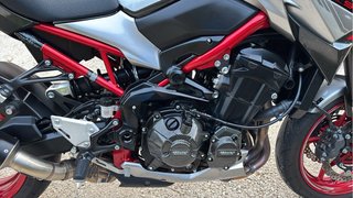 Kawasaki Z900 Full