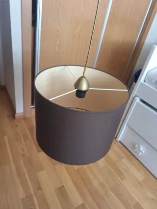 Lámpara de techo marrón tela y metal