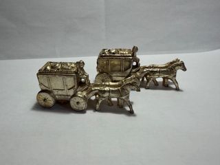 Salero y pimentero antiguos carruaje años 50