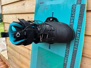 Tabla Kitesurf Wakestyle Duotone Team Series