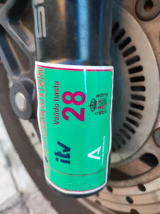 Kymco Grand Dink 125 Negra+2 cascos+ Baúl+Pitón