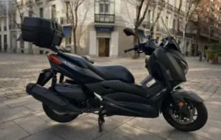 Yamaha XMAX 400 Negra