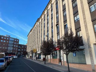 Local comercial en alquiler en Estación en Ávila