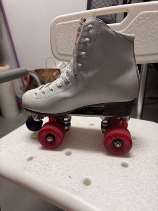 Patines de 4 ruedas blancos
