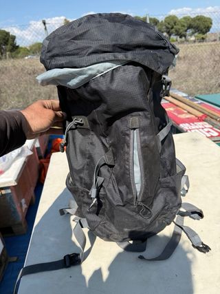 Mochila Trekking Mountain Warehouse Impermeable