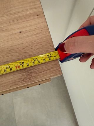 Mobile ingresso galleggiante in legno