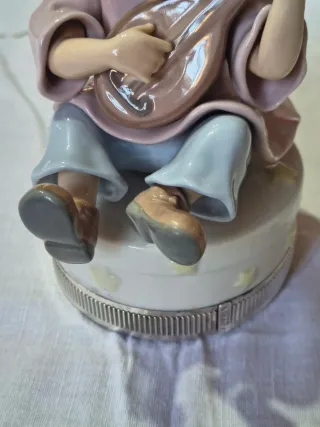 Statua carillon clown con argento