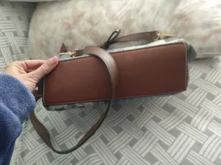 Bolso Parfois elegante gris y multicolor