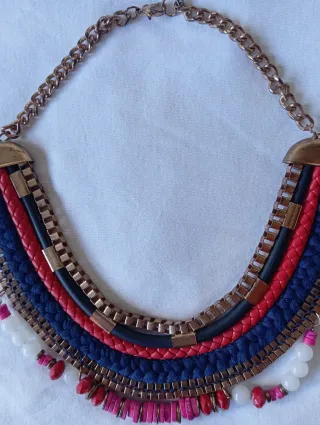 Collar étnico Stradivarius
