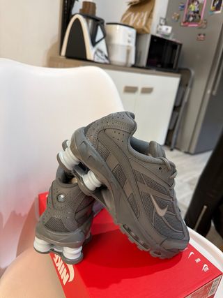 Nike Shox Ride 2 Scarpe Grigie Tg 38.5