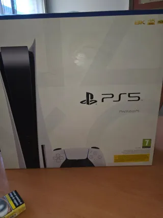 PlayStation 5 825 GB SSD