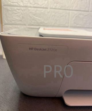 Impresora Multifunción HP DeskJet 2720e