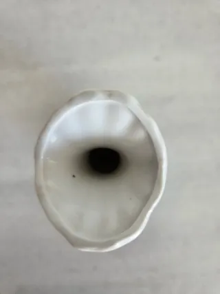 Mini jarrón de cerámica blanco y rosa