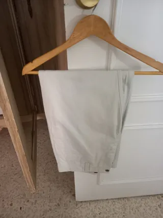 2 Pantalónes de montar rocieros beige claro y beig