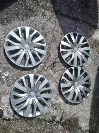 Tapacubos Peugeot Partner (4 unidades)