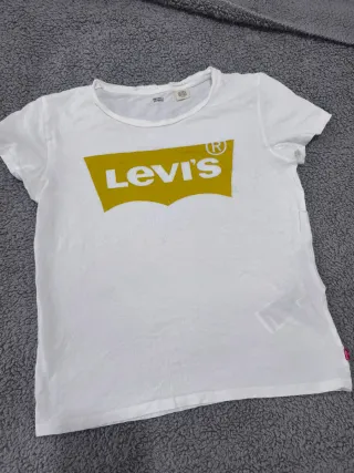 Camiseta Levi's Blanca Logo Amarillo