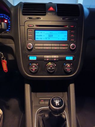 Volkswagen Golf 2003