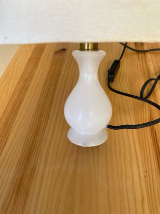 Lámpara de mesa mármol blanco