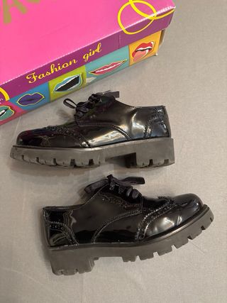 Zapatos negros Paola niña talla 35