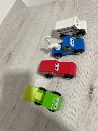 Coches de madera