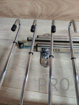 Appendiabiti estraibile per armadio - Emuca