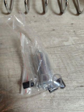 Appendiabiti estraibile per armadio - Emuca