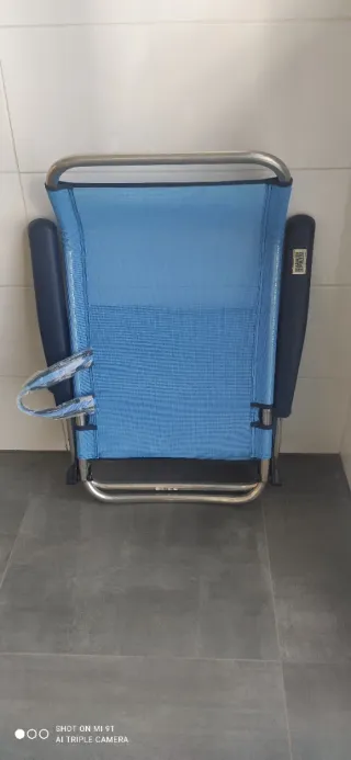 Sillón de playa plegable azul