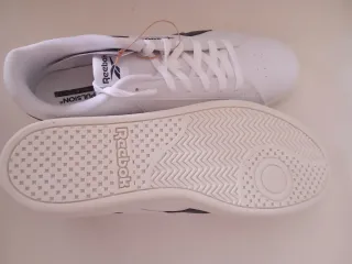 Zapatillas Reebok de Hombre Blancas y Azul Nuevas