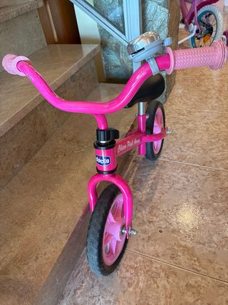 Bicicleta Chicco sin pedales rosa