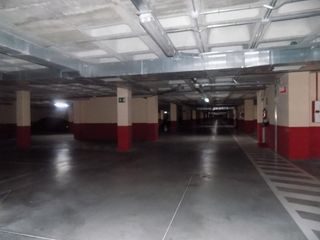 Garaje en alquiler en Parla Este en Parla