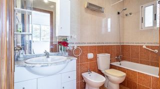 Chalet en venta en La Siesta - El Salado - Torreta en Torrevieja