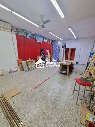 Local comercial en alquiler en Universidad en Getafe