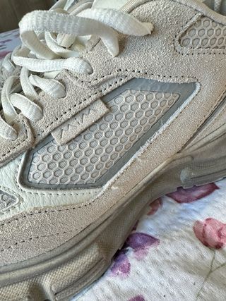 Zapatillas plataforma beige casi nuevas