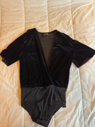 Body terciopelo Zara negro