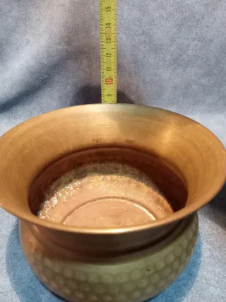 Ciotola in ottone vintage martellata