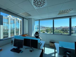 Oficina en alquiler en Sant Just Desvern