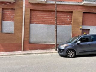 Local comercial en alquiler en Llagostera