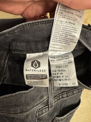 Levi's 710 Super Skinny W24 L30 Grigio