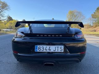 Porsche Cayman 2016