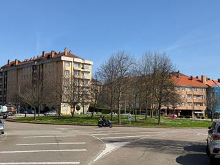 Garaje en alquiler en Viesques en Gijón
