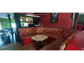 Local comercial en alquiler en Argés