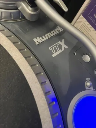 2 Platos Numark TTX + 1 para piezas