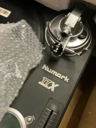 2 Platos Numark TTX + 1 para piezas