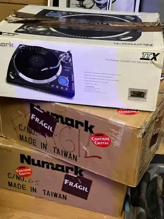 2 Platos Numark TTX + 1 para piezas