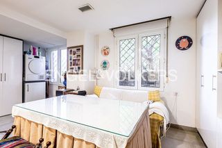 Piso en alquiler en El Porvenir en Sevilla