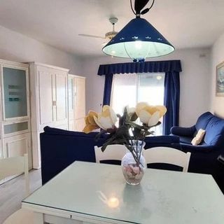 Piso en alquiler en Playa de los Boliches en Fuengirola