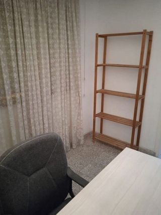 Piso en alquiler en Centro en Almería